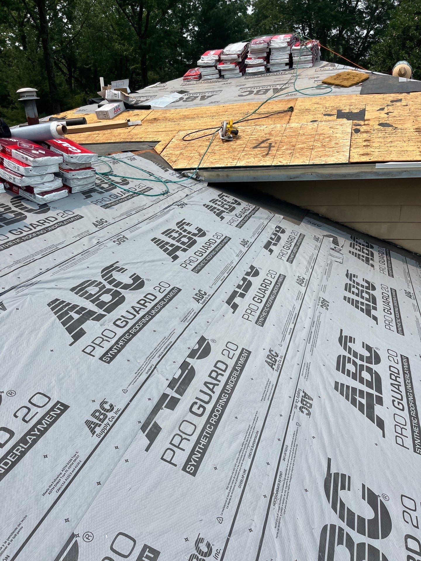 Underlayment installation for new roof in Newark, DE