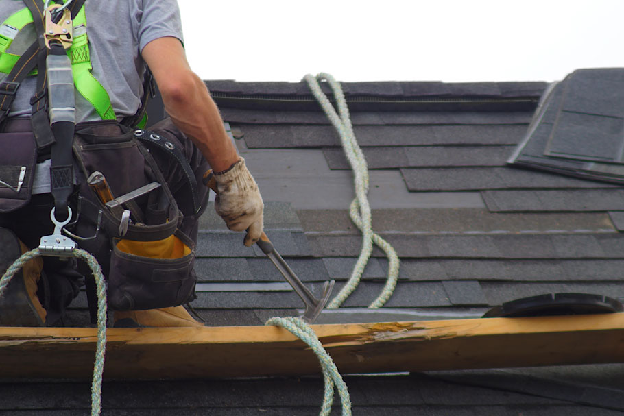 Emergency Roofing Service In Newark, DE: What To Expect